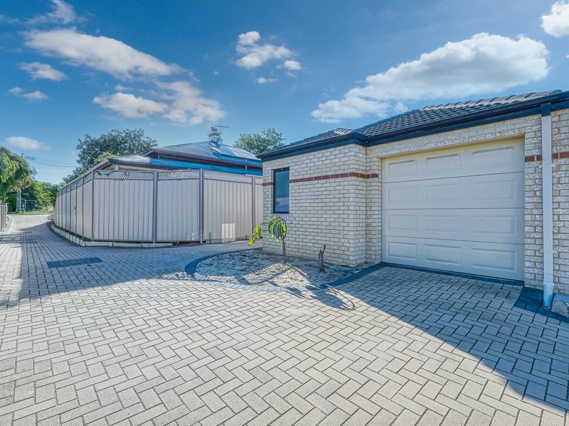 Photo - 14a Arnott Court, Kelmscott WA 6111 - Image 15