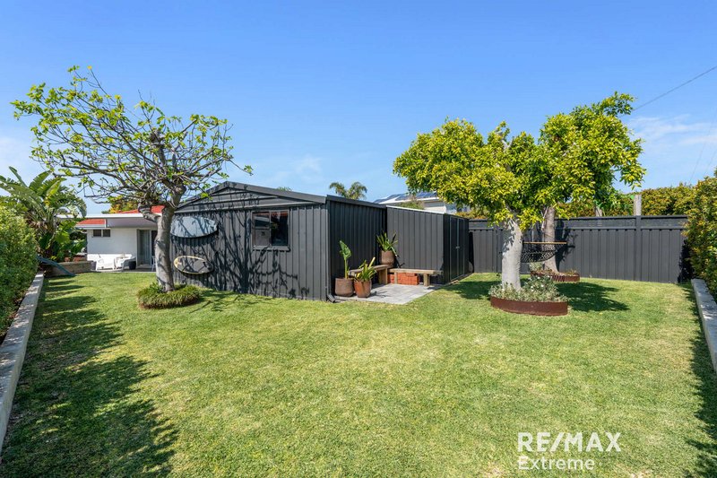 Photo - 14A Awhina Place, Kallaroo WA 6025 - Image 23