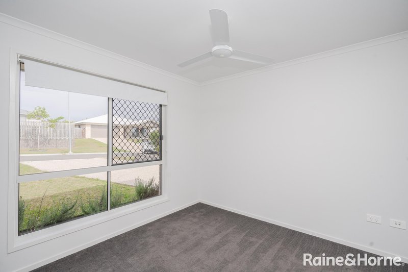 Photo - 14A Bentley Way, Urraween QLD 4655 - Image 7