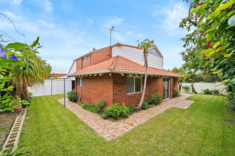 Photo - 14A Clydesdale Street, Alfred Cove WA 6154 - Image 3