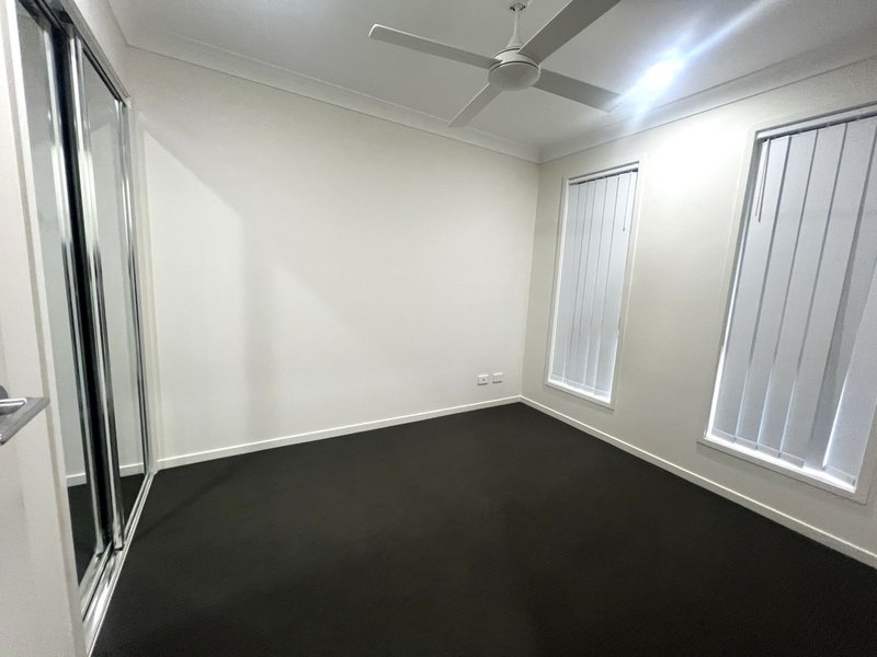 Photo - 14a Corella Close, Aberglasslyn NSW 2320 - Image 10