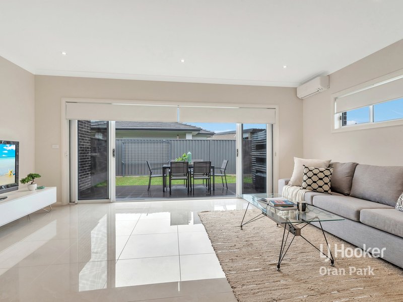 Photo - 14a Davidson Street, Oran Park NSW 2570 - Image 10