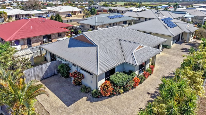 Photo - 1/4A Hillvue Crescent, Avoca QLD 4670 - Image 1