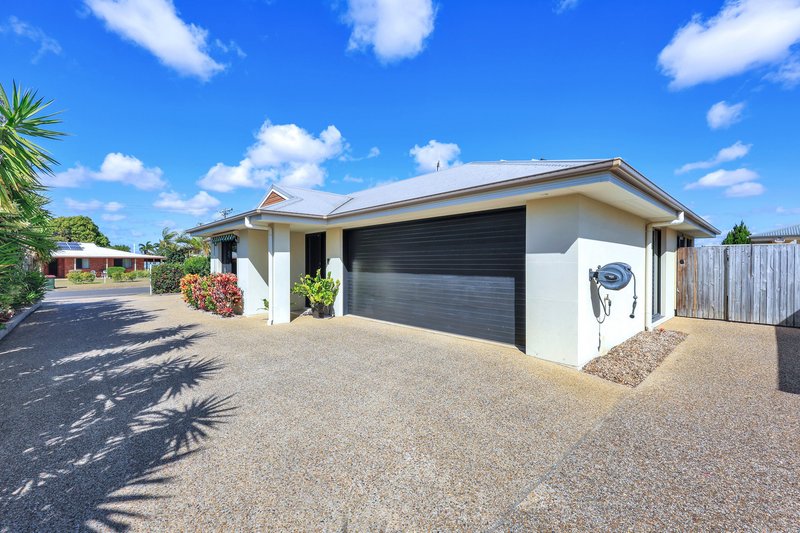 Photo - 1/4A Hillvue Crescent, Avoca QLD 4670 - Image 2