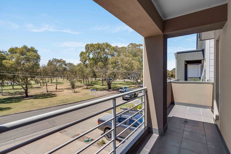 Photo - 14a Jeanes Street, Henley Beach SA 5022 - Image 2