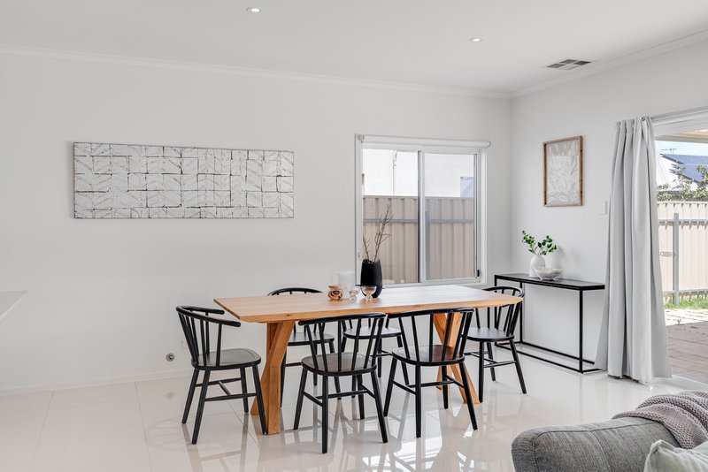 Photo - 14a Jeanes Street, Henley Beach SA 5022 - Image 6