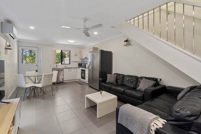 Photo - 14A Ken May Way, Kingston QLD 4114 - Image 16