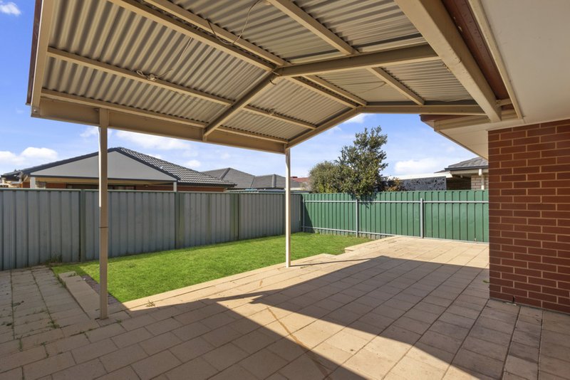 Photo - 14a Lime Court, Munno Para West SA 5115 - Image 16