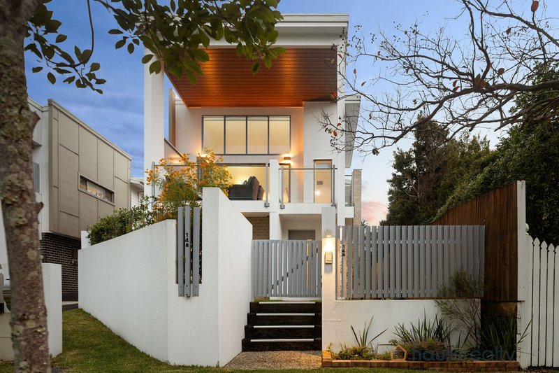 Photo - 14A Newcross Street, Indooroopilly QLD 4068 - Image 1