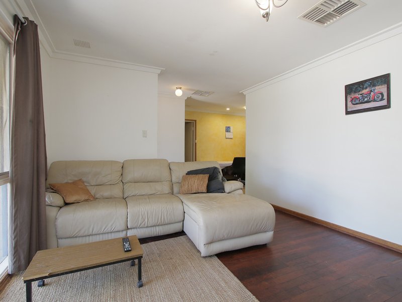 Photo - 14A Otterden Street, Gosnells WA 6110 - Image 3