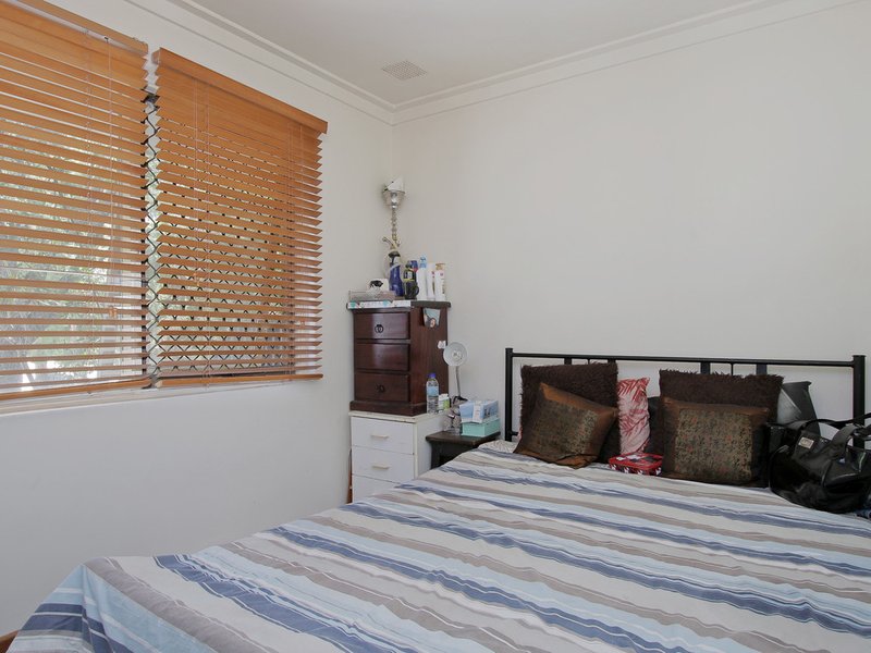 Photo - 14A Otterden Street, Gosnells WA 6110 - Image 9