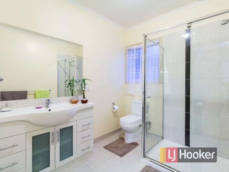 Photo - 14A Reeves Court, Hampton Park VIC 3976 - Image 10