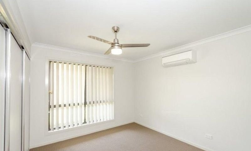 Photo - 14A Seagull Boulevard, Kirkwood QLD 4680 - Image 6