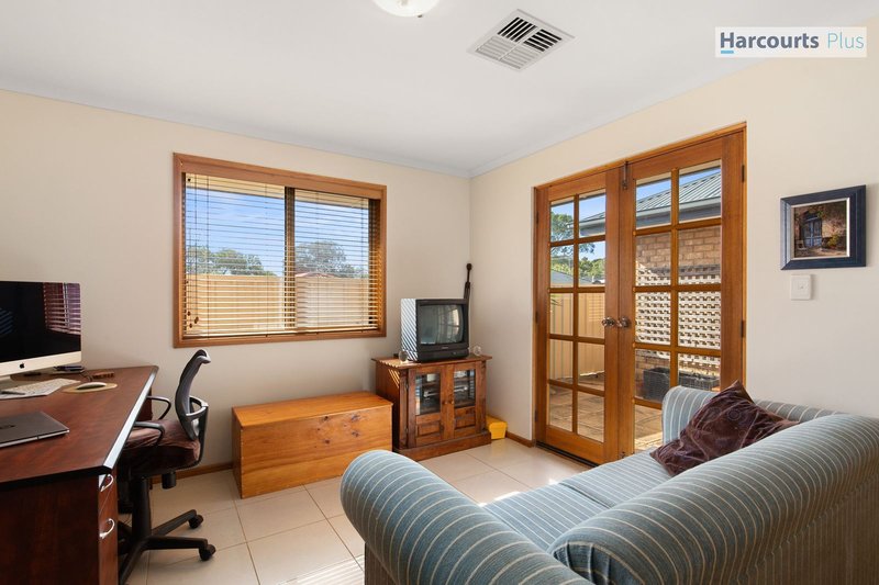 Photo - 14a Second Street, Hallett Cove SA 5158 - Image 7