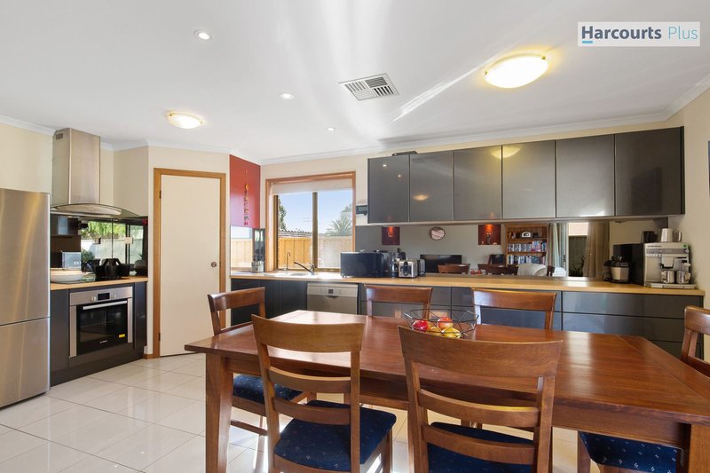 Photo - 14a Second Street, Hallett Cove SA 5158 - Image 8