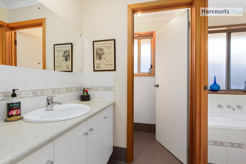 Photo - 14a Second Street, Hallett Cove SA 5158 - Image 12