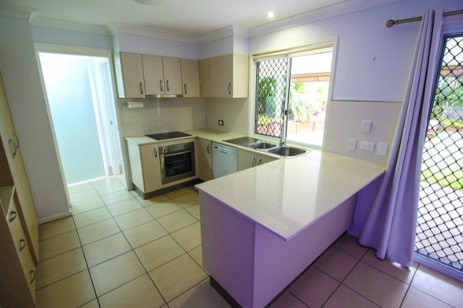 Photo - 14A Whitfield Avenue, Springwood QLD 4127 - Image 3