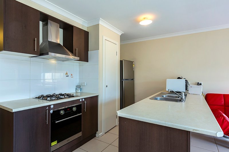 Photo - 14B Bowerbird Place, Truganina VIC 3029 - Image 4