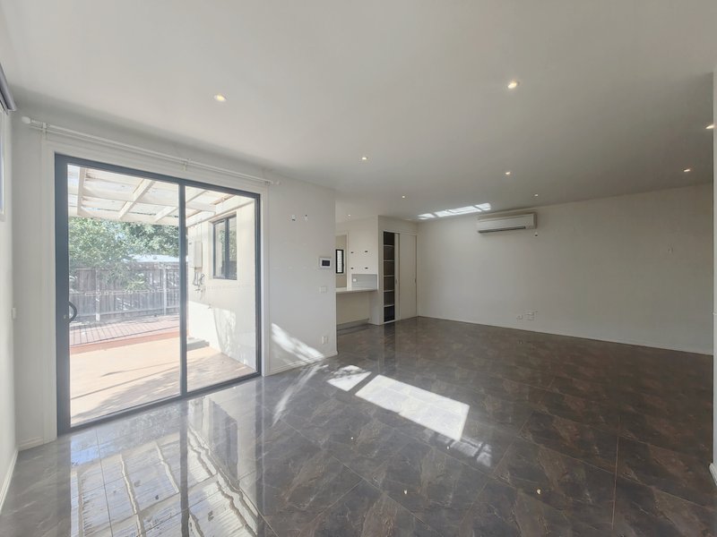 Photo - 14B Finchaven Avenue, Keysborough VIC 3173 - Image 3