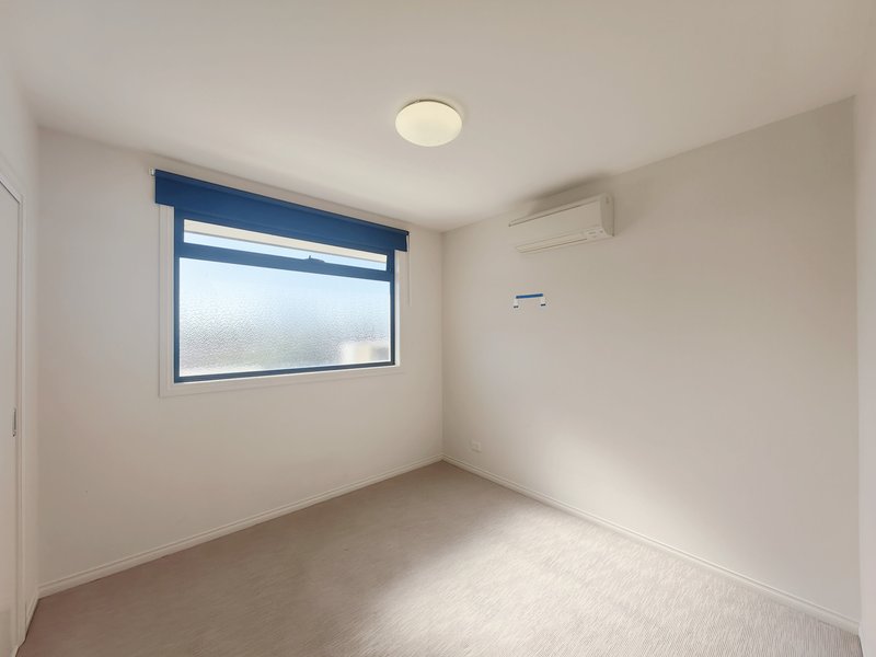 Photo - 14B Finchaven Avenue, Keysborough VIC 3173 - Image 8