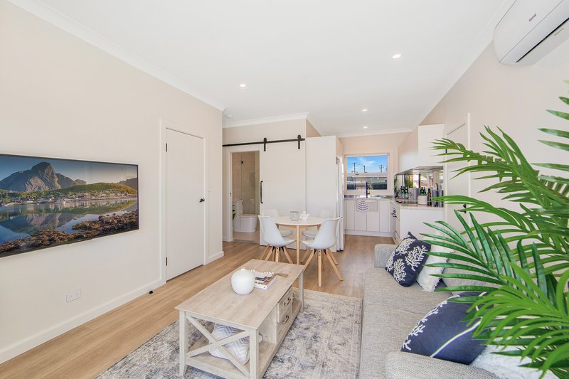 Photo - 14B Surf Street, Long Jetty NSW 2261 - Image 8