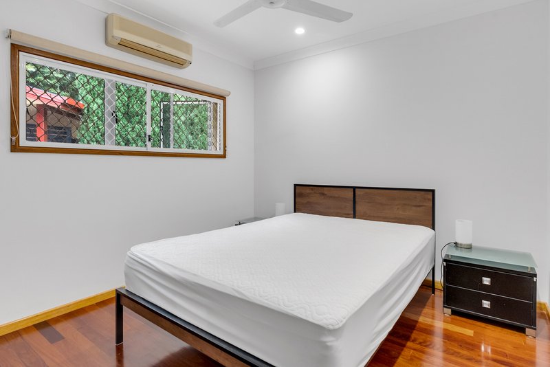 Photo - 1/4D Trundle Terrace, Whitfield QLD 4870 - Image 17
