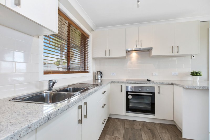 Photo - 15 / 12-16 Cupania Court, Tweed Heads West NSW 2485 - Image 3