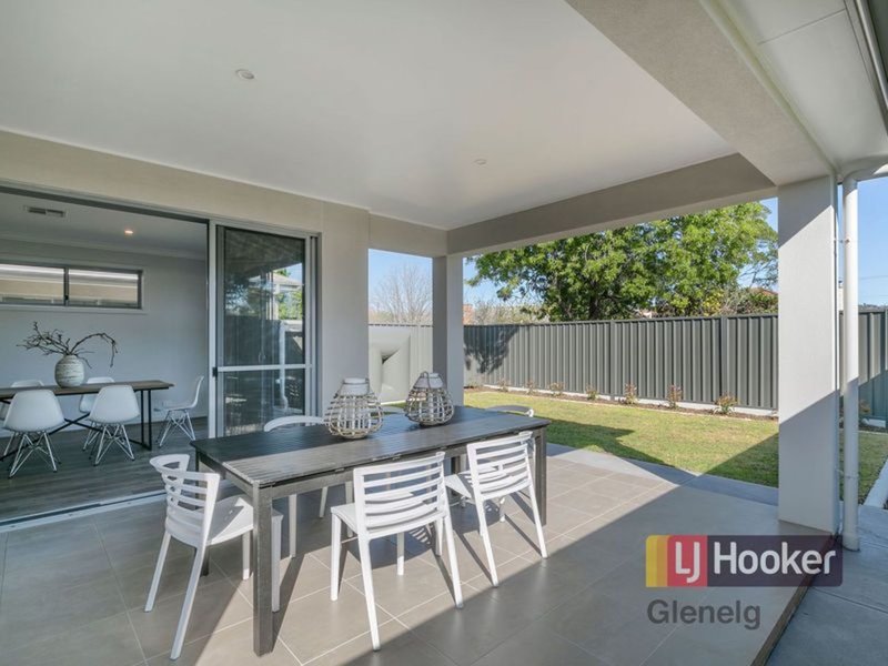 Photo - 15 & 15A Vinall Street, Dover Gardens SA 5048 - Image 7