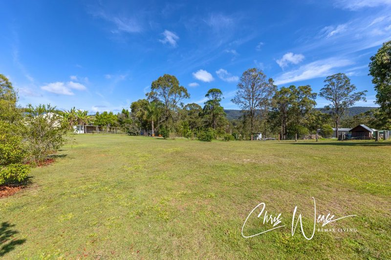 Photo - 15-17 Anthoulla Avenue, Woodford QLD 4514 - Image 17