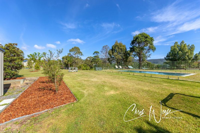 Photo - 15-17 Anthoulla Avenue, Woodford QLD 4514 - Image 23