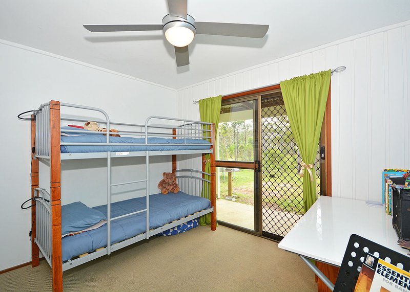 Photo - 15 - 17 Raintree Ave , Burrum Heads QLD 4659 - Image 16