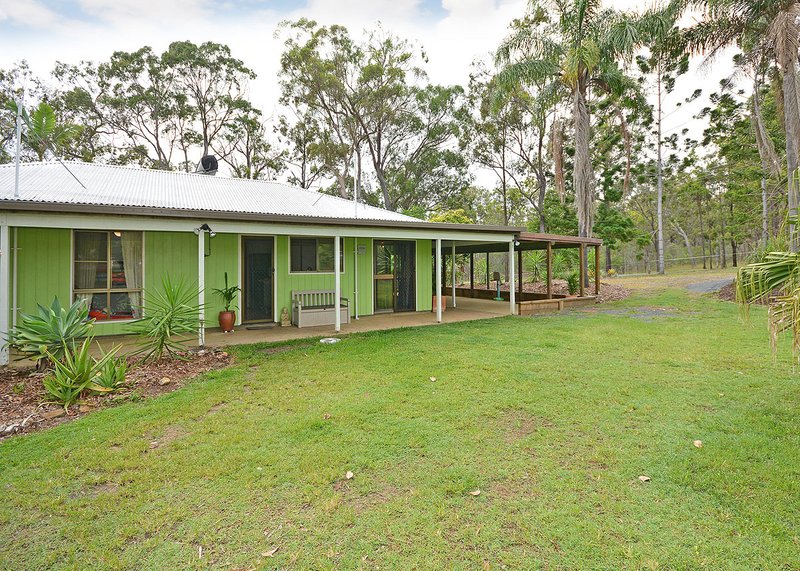 Photo - 15 - 17 Raintree Ave , Burrum Heads QLD 4659 - Image 25