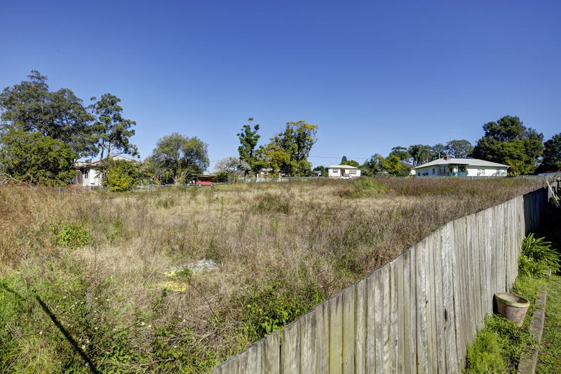 Photo - 15-17 South Parade, Blackalls Park NSW 2283 - Image 4