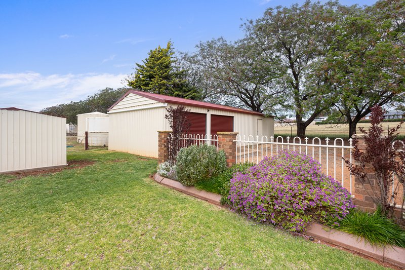 Photo - 15-25 Joffre Street, Temora NSW 2666 - Image 22