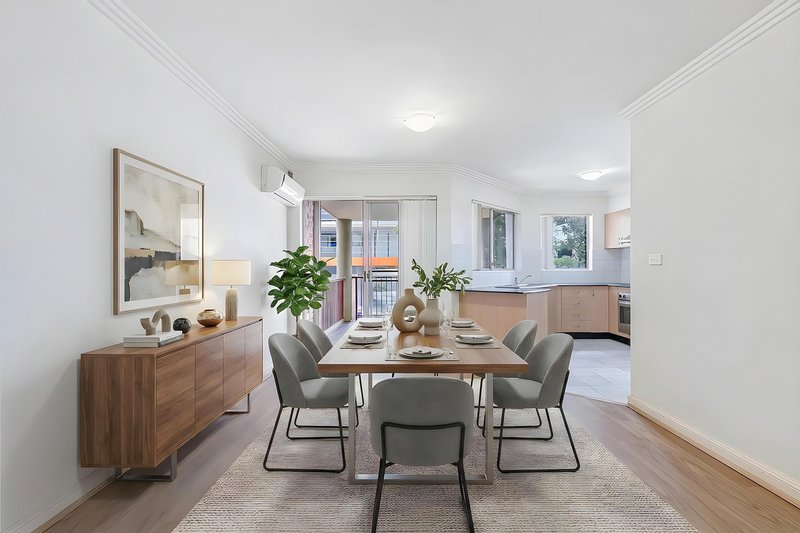 Photo - 1/5-7 Cowper Street, Parramatta NSW 2150 - Image 2