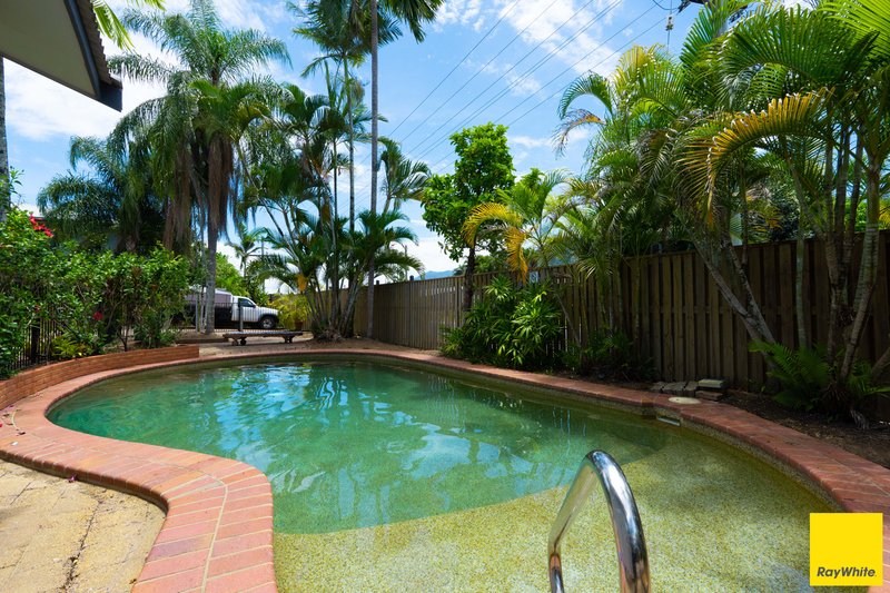 Photo - 1/5-7 Mintaro Crescent, Woree QLD 4868 - Image 8