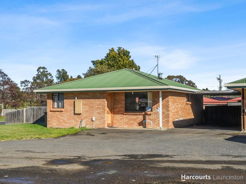 Photo - 1/5-7 Newnham Close, Newnham TAS 7248 - Image 2