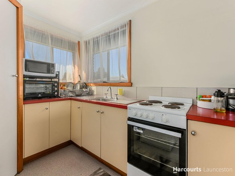 Photo - 1/5-7 Newnham Close, Newnham TAS 7248 - Image 5