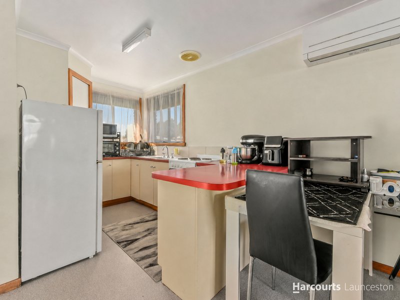 Photo - 1/5-7 Newnham Close, Newnham TAS 7248 - Image 6