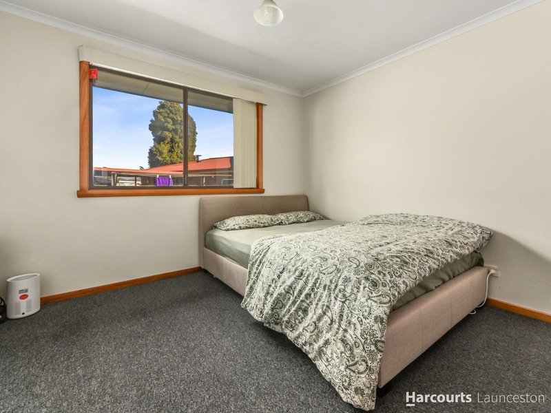 Photo - 1/5-7 Newnham Close, Newnham TAS 7248 - Image 7