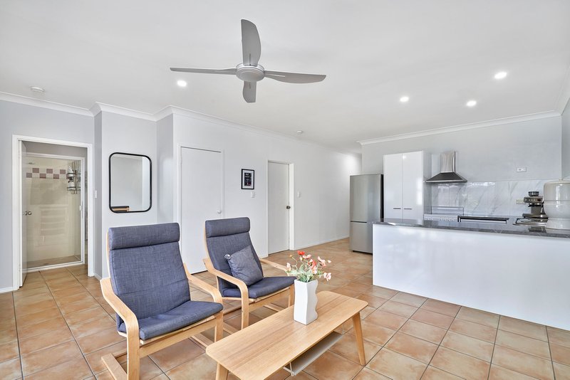 Photo - 1/5-7 Oyster Court, Trinity Beach QLD 4879 - Image 2