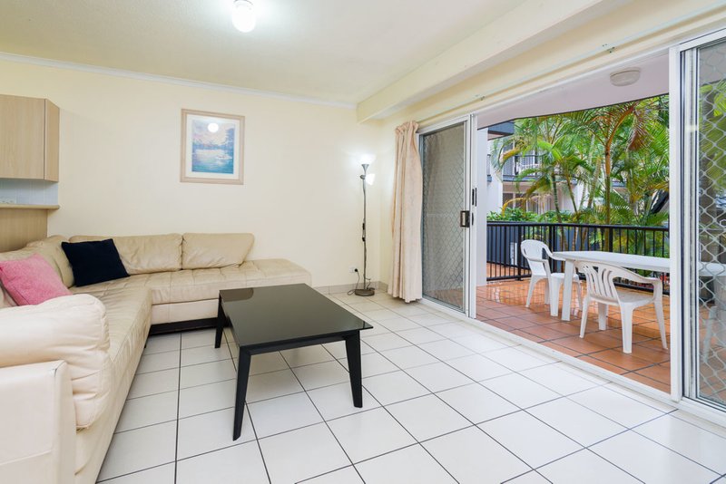 Photo - 15 a/220 Marine Parade, Labrador QLD 4215 - Image 5