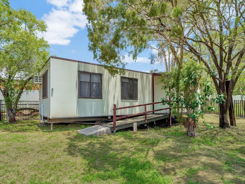 Photo - 15 Abbotsford Street, Toogoolawah QLD 4313 - Image 14