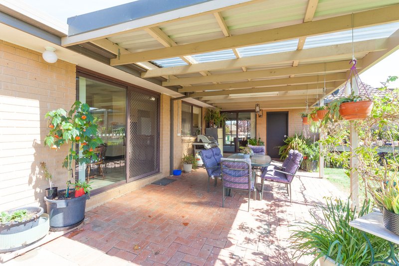 Photo - 15 Aberdeen Drive, Wodonga VIC 3690 - Image 14