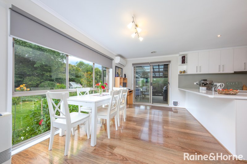 Photo - 15 Acacia Court, Gisborne VIC 3437 - Image 7