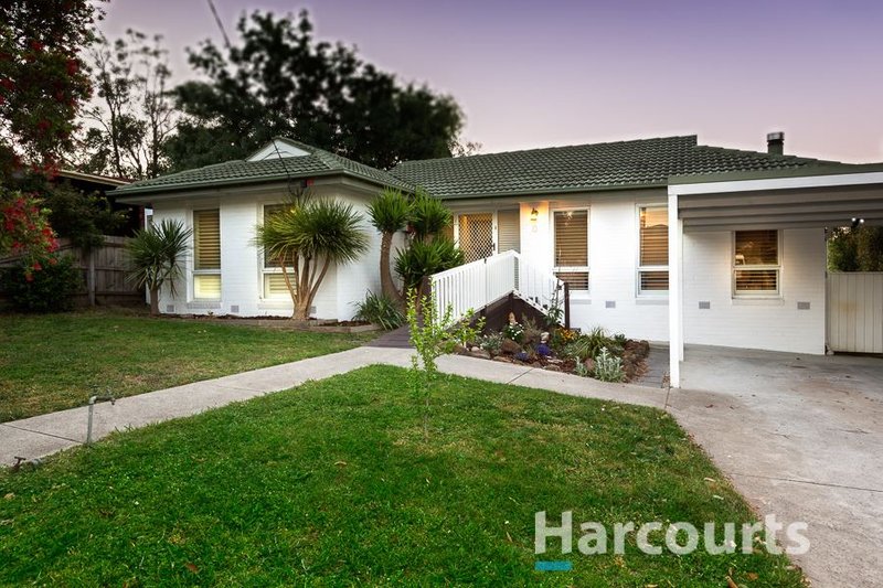 15 Adam Avenue, Hallam VIC 3803