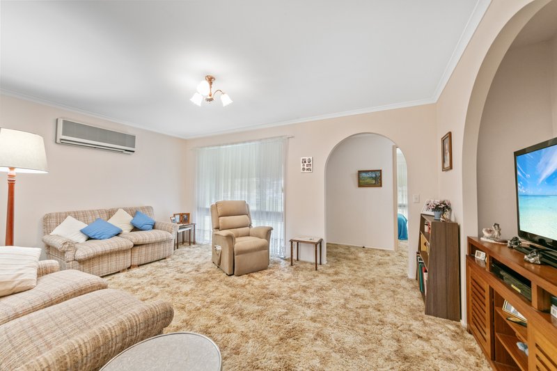 Photo - 15 Adeline Avenue, Lake Munmorah NSW 2259 - Image 3