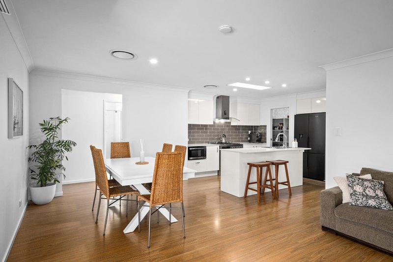 Photo - 15 Affinity Way, South Ripley QLD 4306 - Image 7