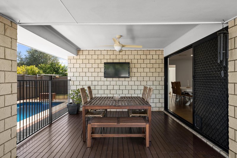 Photo - 15 Affinity Way, South Ripley QLD 4306 - Image 12