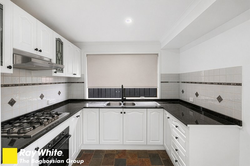 Photo - 15 Alabaster Place, Eagle Vale NSW 2558 - Image 4